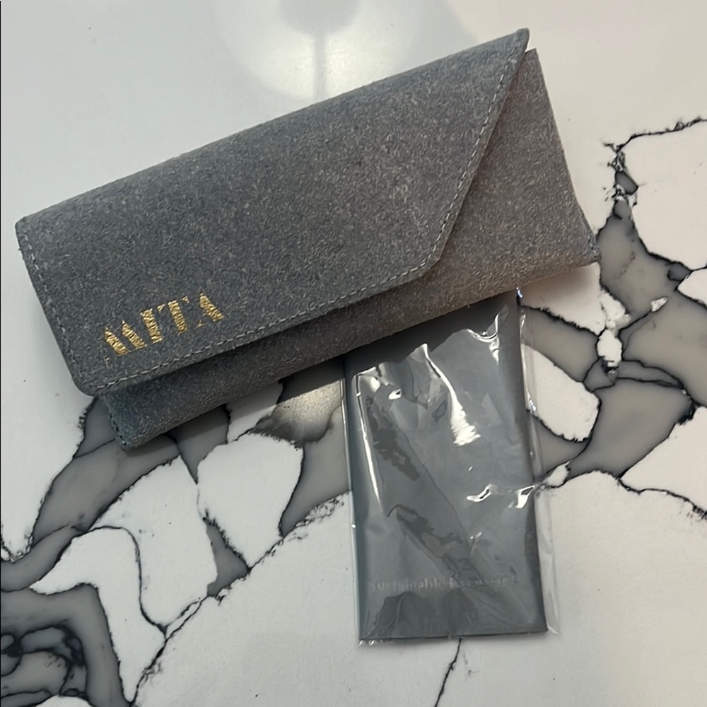 MITA Gray Felt Sunglasses Case with Matching Cleaning Cloth